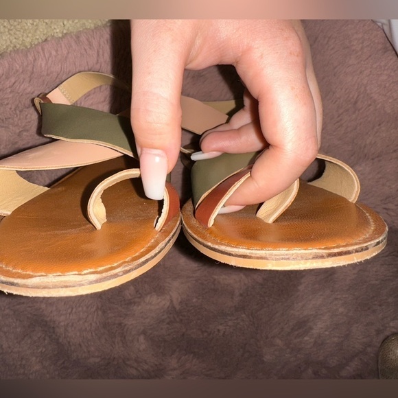 Anthropologie flat criss cross sandals boho bohemian summer buckle toe loop 10M - Picture 8 of 10